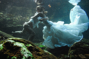 playa_del_carmen_underwater_trash_the_dress3